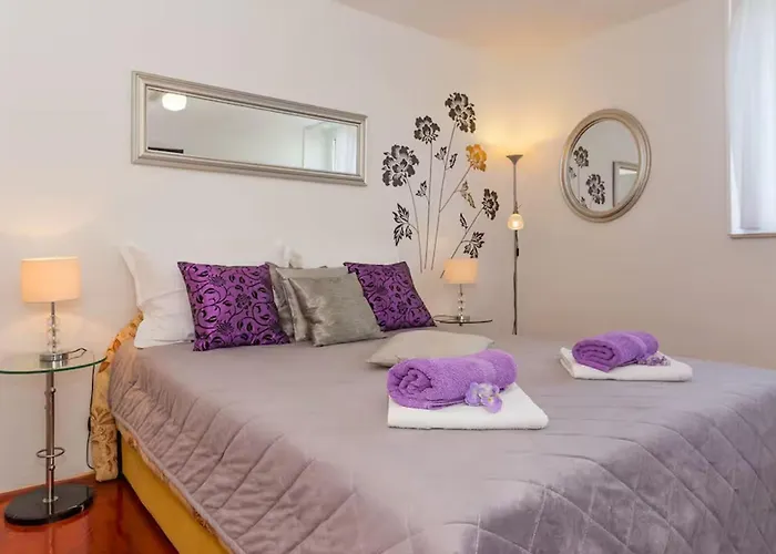 Apartment Sandy Steps Split