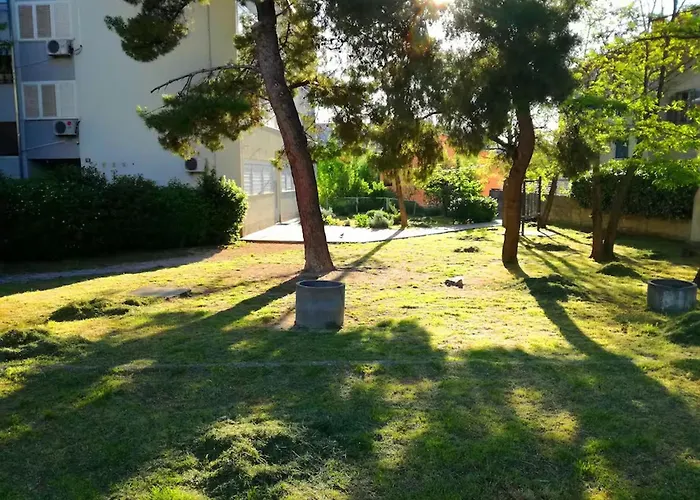 Apartment Sandy Steps